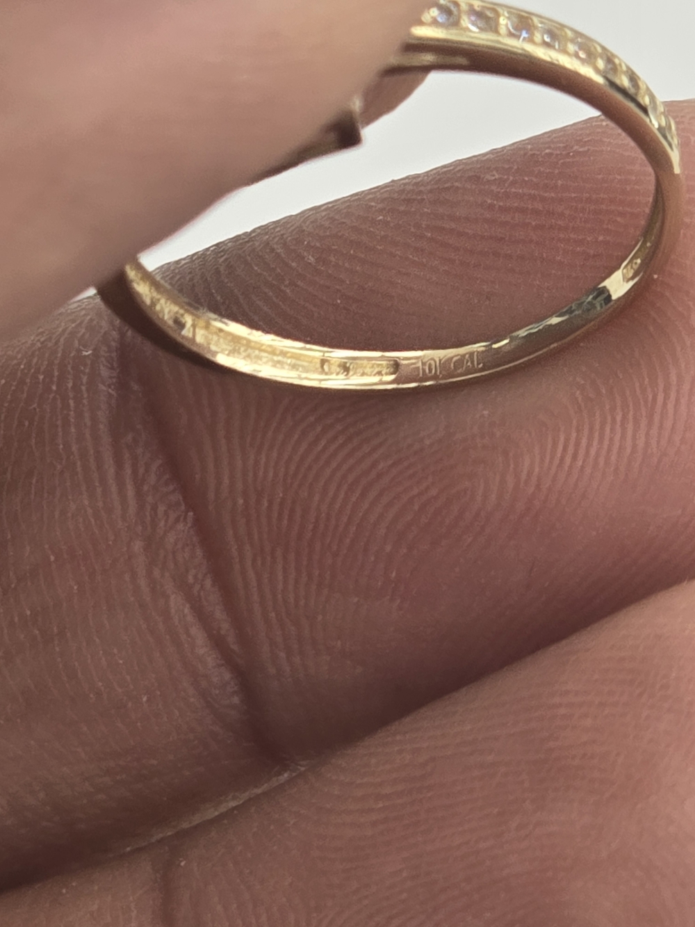 15 Crown Ring in Gold with Clear Stones - Women's Jewelry - Picture 6 of 8